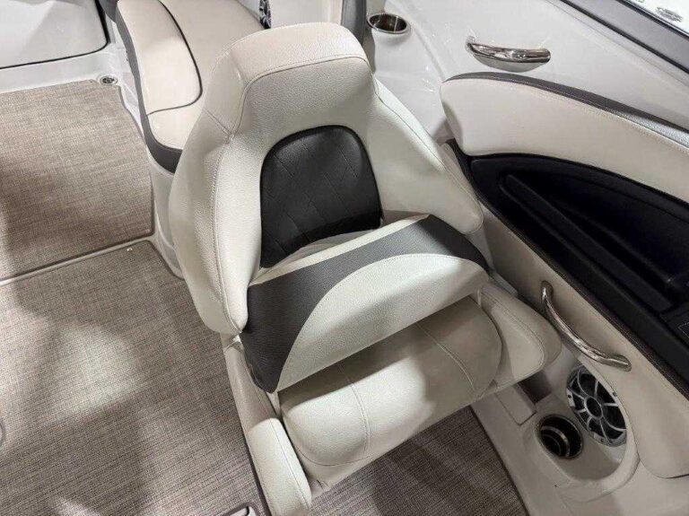 2023 Crownline E275 - Arch - Grill - BLOWOUT!!! US-KIS89274I223 [photo 19]